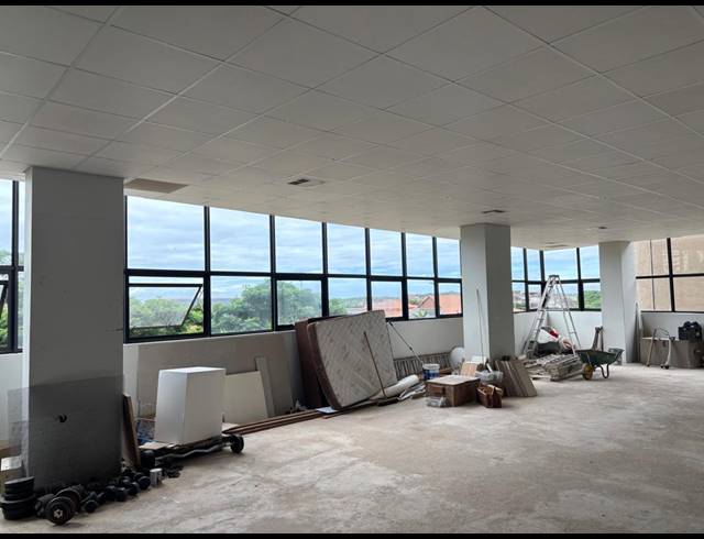130M² MEDICAL SUITE TO LET IN BALLITO CENTRAL